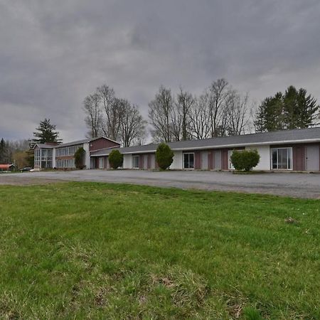 Maplehurst Motel Tunkhannock Bagian luar foto