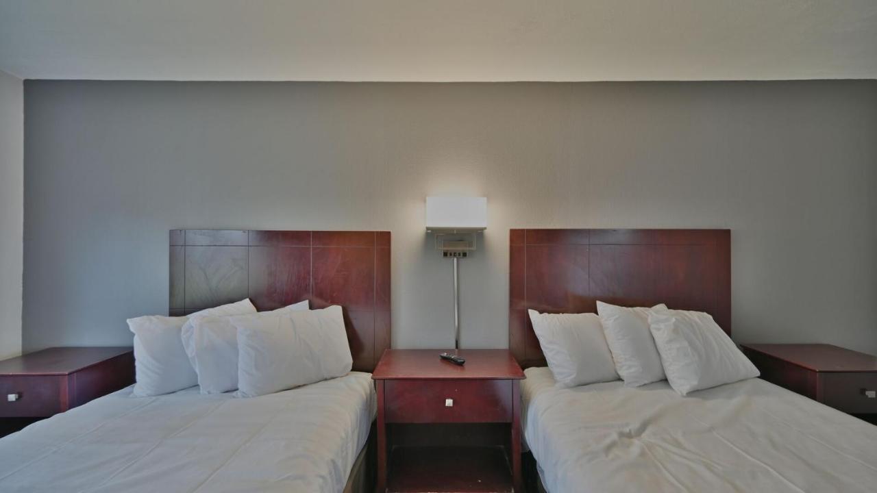 Maplehurst Motel Tunkhannock Bagian luar foto