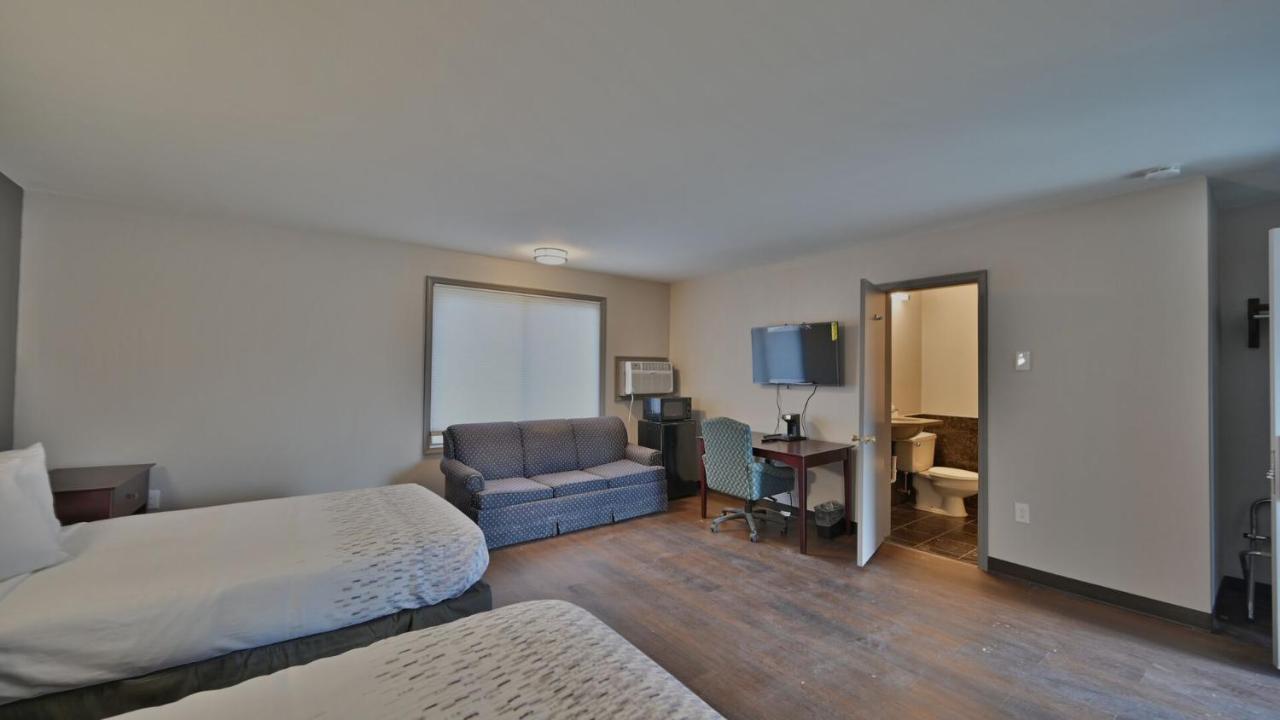 Maplehurst Motel Tunkhannock Bagian luar foto