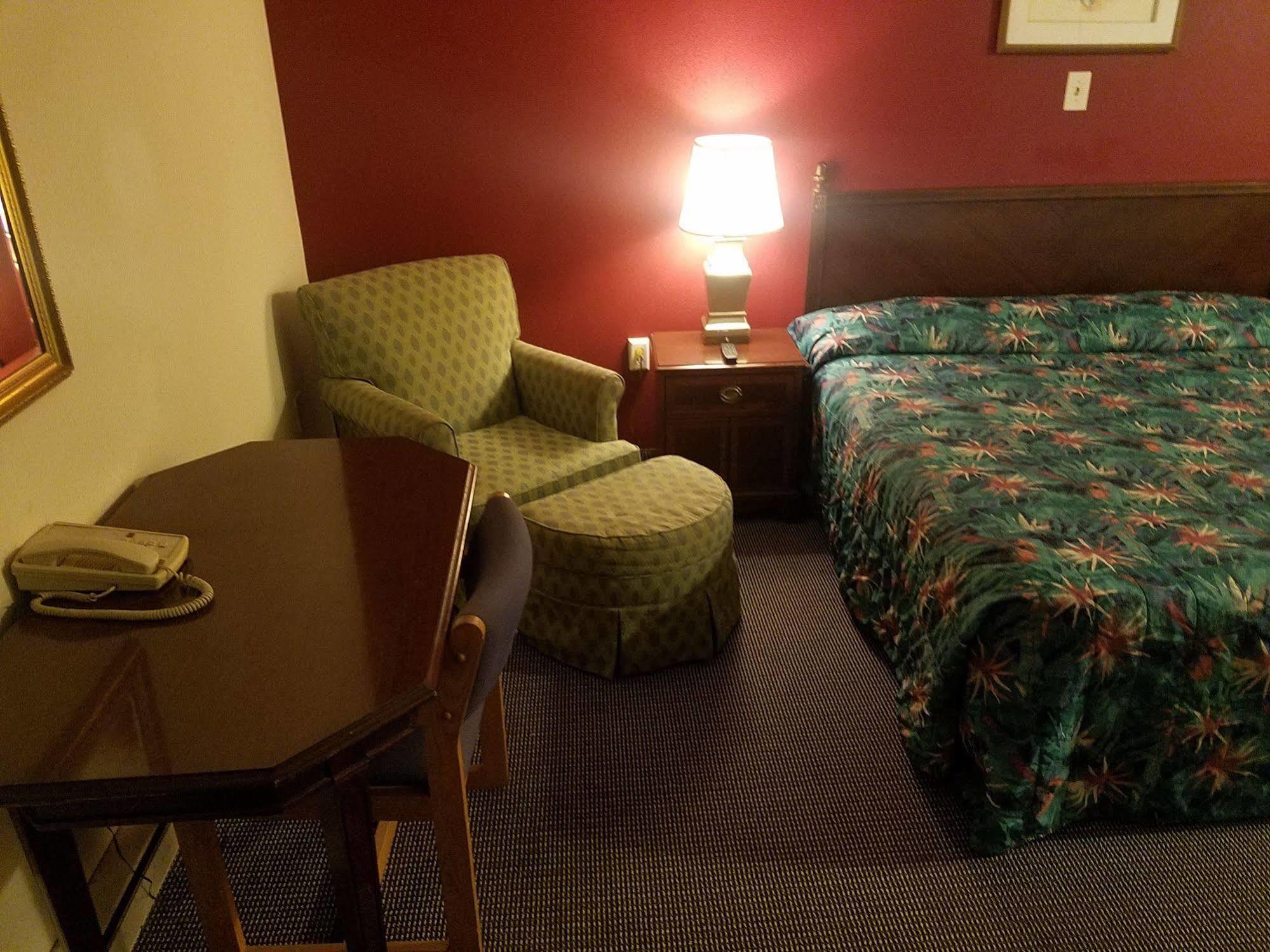 Maplehurst Motel Tunkhannock Bagian luar foto